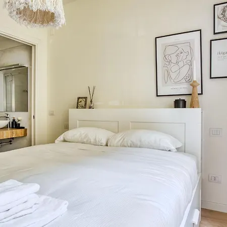 Hostmate - - Anelli 1 - Crocetta